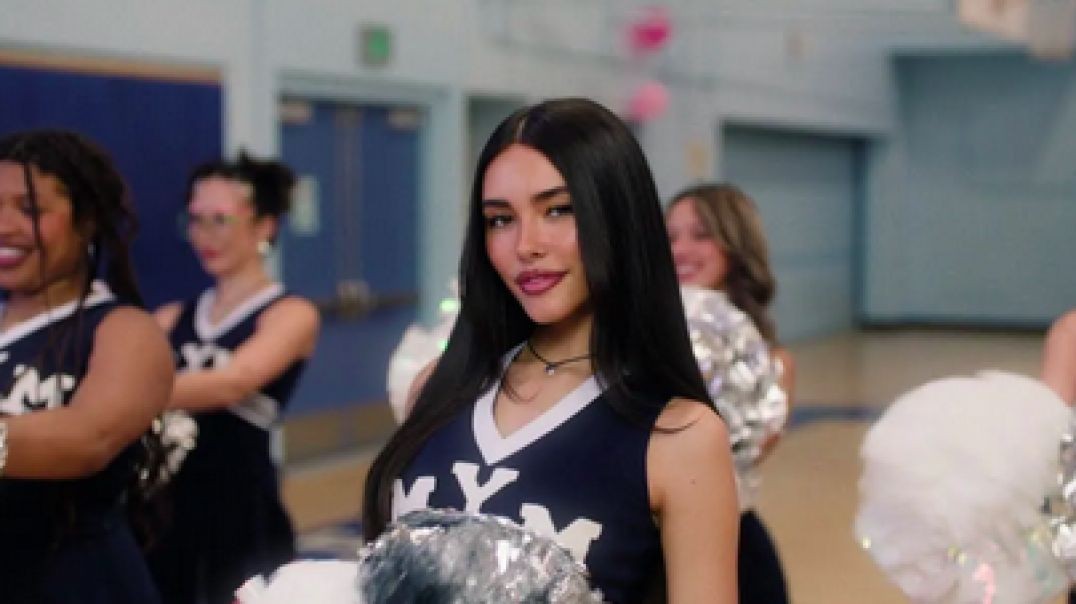 ⁣Madison Beer - Make You Mine (Official Music Video)